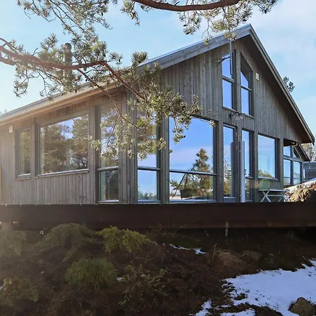 8 Person In Risor-by Traum Risør
